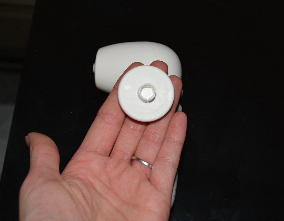 Olay Pro-X - back of brush head