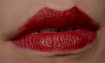 Maybelline Creamy Matte Lipstick - Divine Wine, Applied